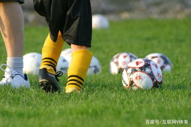 库里空砍60分吹杨35+6 老鹰加时险胜勇士4连胜
